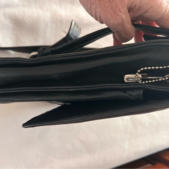 Vintage Fossil Black Soft Pebbled Leather Crossbody Bag - Picture 9 of 11